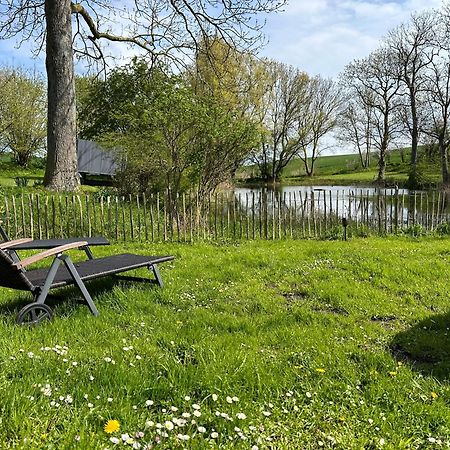 Ferienwohnung Mit Luxusbad, Terrasse Ostseenaehe Gremersdorf エクステリア 写真